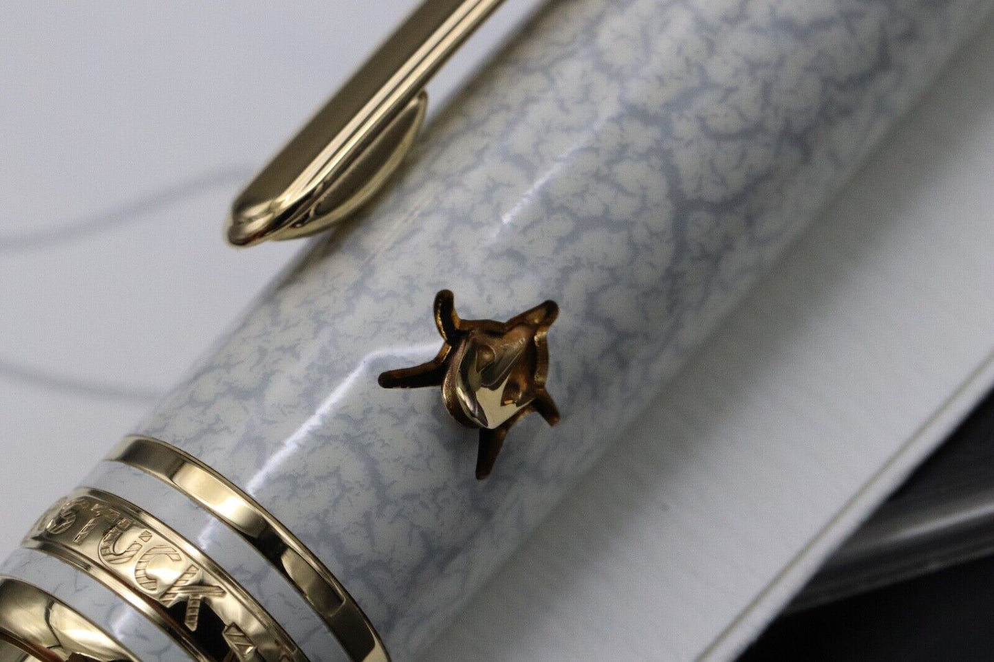 Montblanc Meisterstuck Classique Artisan Ugly Duckling Ballpoint Pen - UNUSED image 3