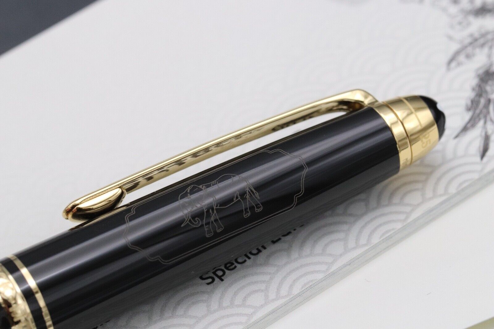 Montblanc Meisterstuck Classique Around The World in 80 Days Ballpoint Pen UNUSED image 3