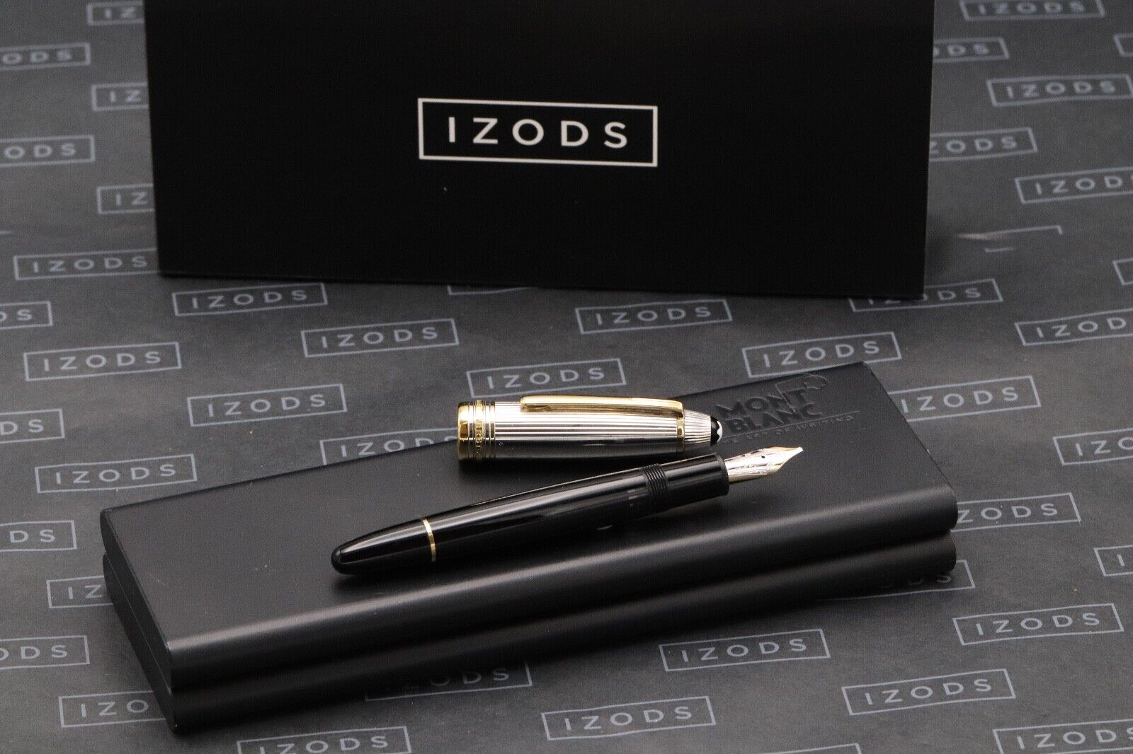 Montblanc Meisterstuck 146 LeGrand AG925 Pinstripe Doue Fountain Pen - Broad Nib image 0