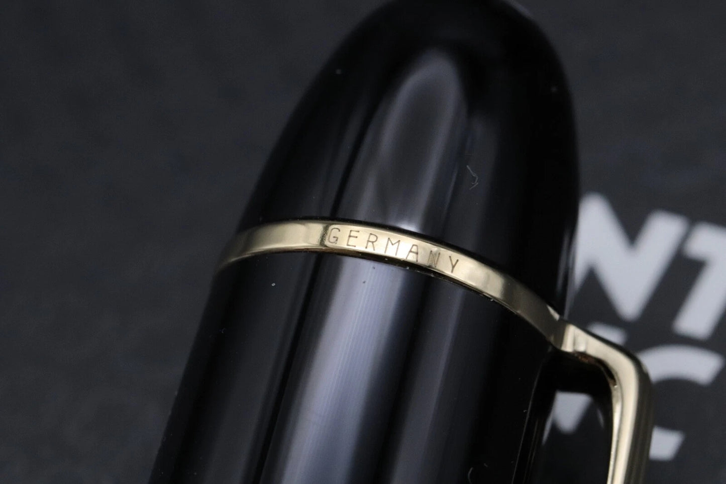 Montblanc Meisterstuck 149 Gold-Coated Fountain Pen - DIPPED image 7