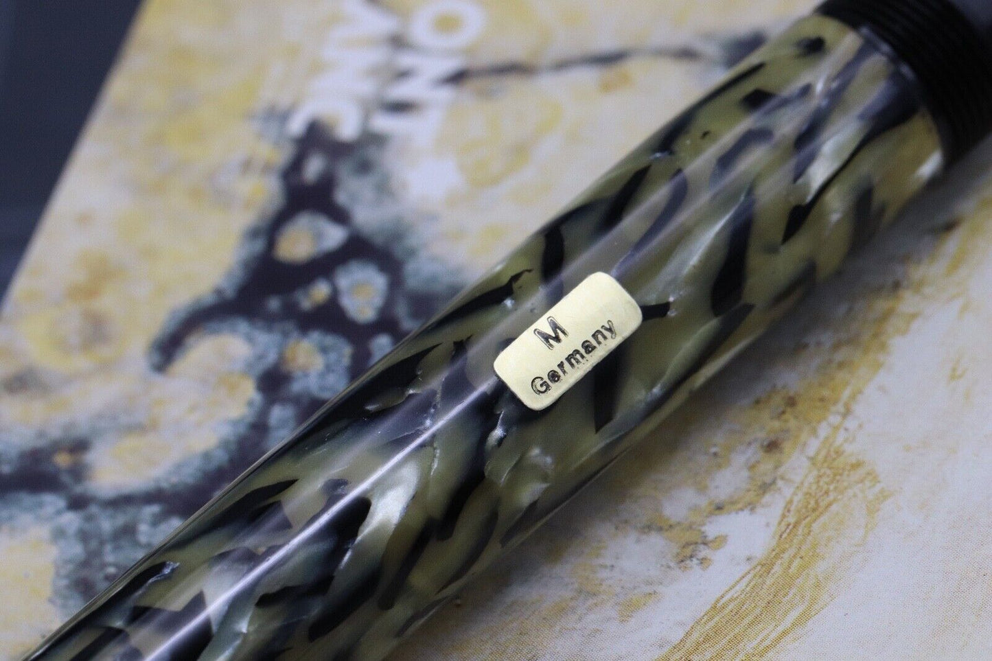Montblanc Writers Edition Oscar Wilde Fountain Pen - UNUSED image 4
