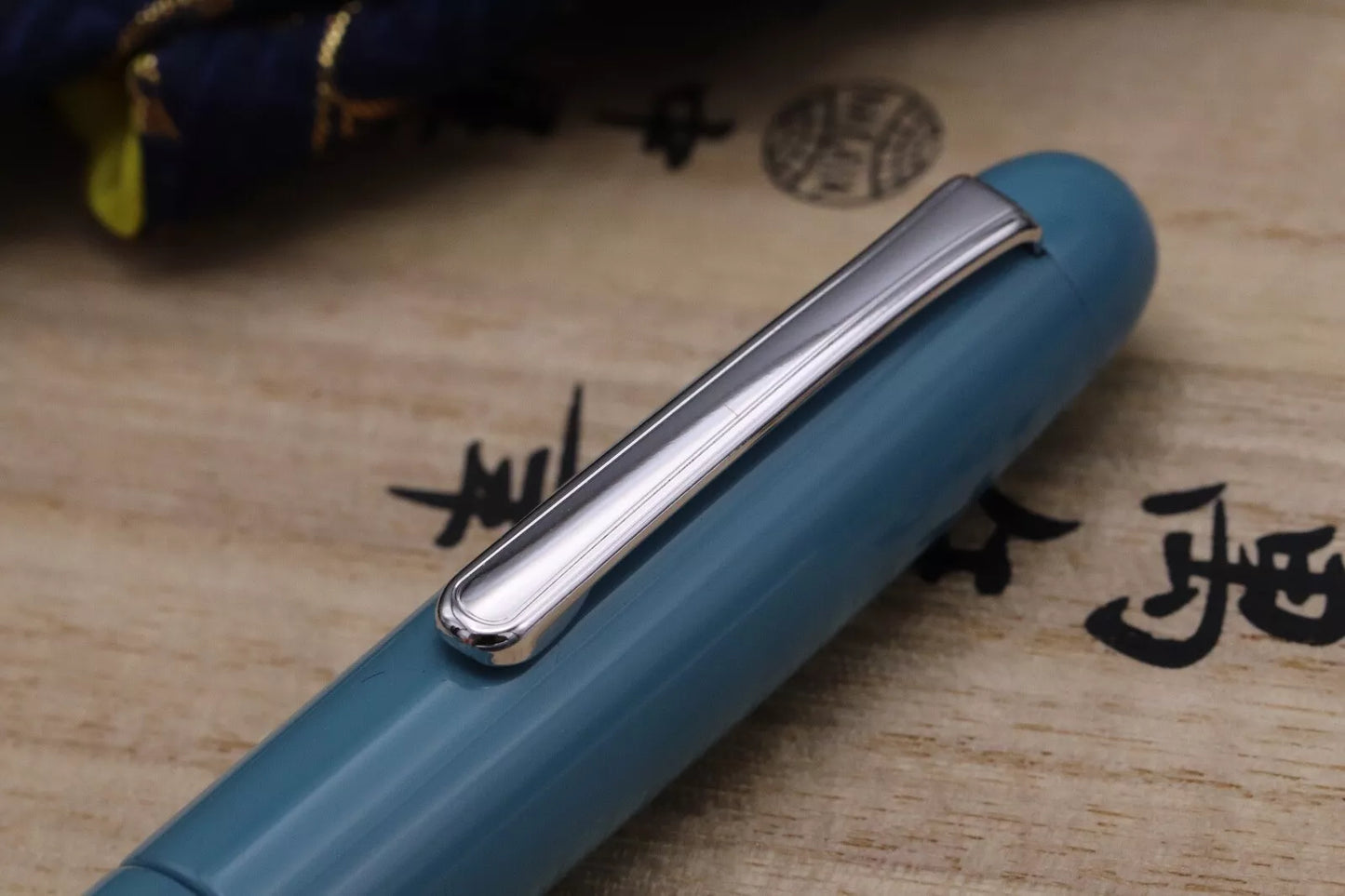 Nakaya Portable Writer Ama-iro Fountain Pen - Broad Nib image 2