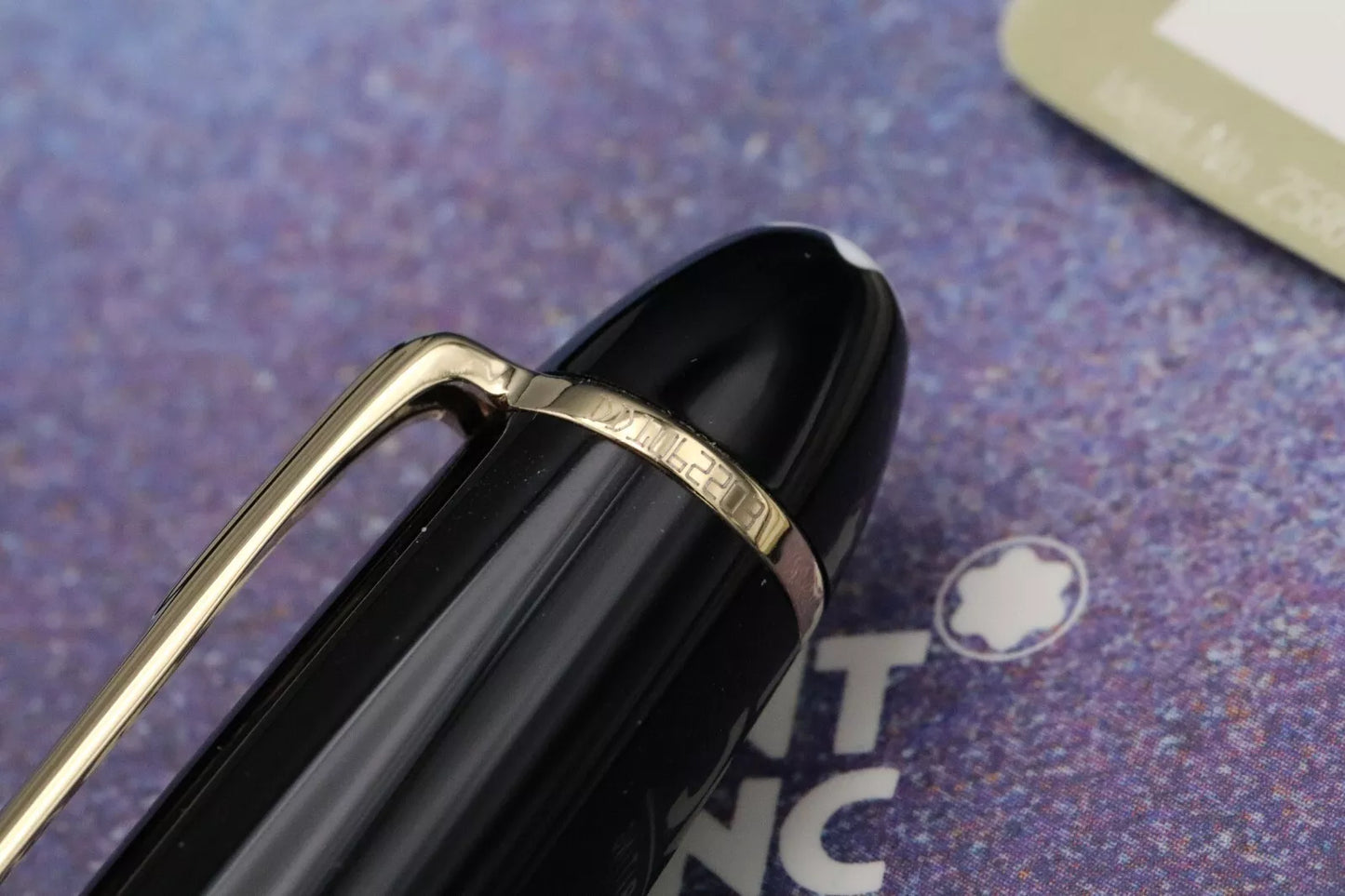 Montblanc Meisterstuck 146 LeGrand Gold Line Fountain Pen - 1991-92 - UNUSED - Broad image 6