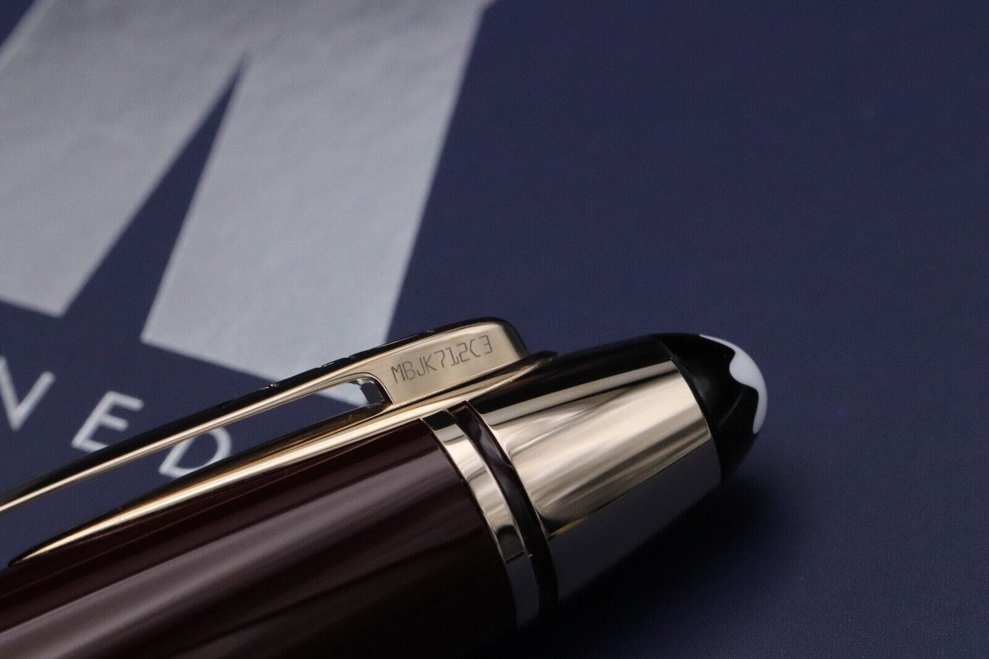Montblanc Great Characters John F. Kennedy JFK Burgundy SE Fountain Pen image 4