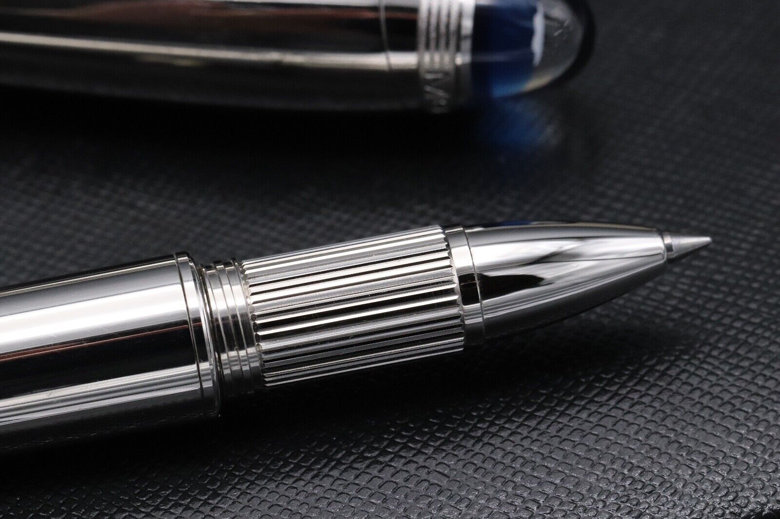 Montblanc Starwalker Metal Rollerball / Fineliner Pen image 2