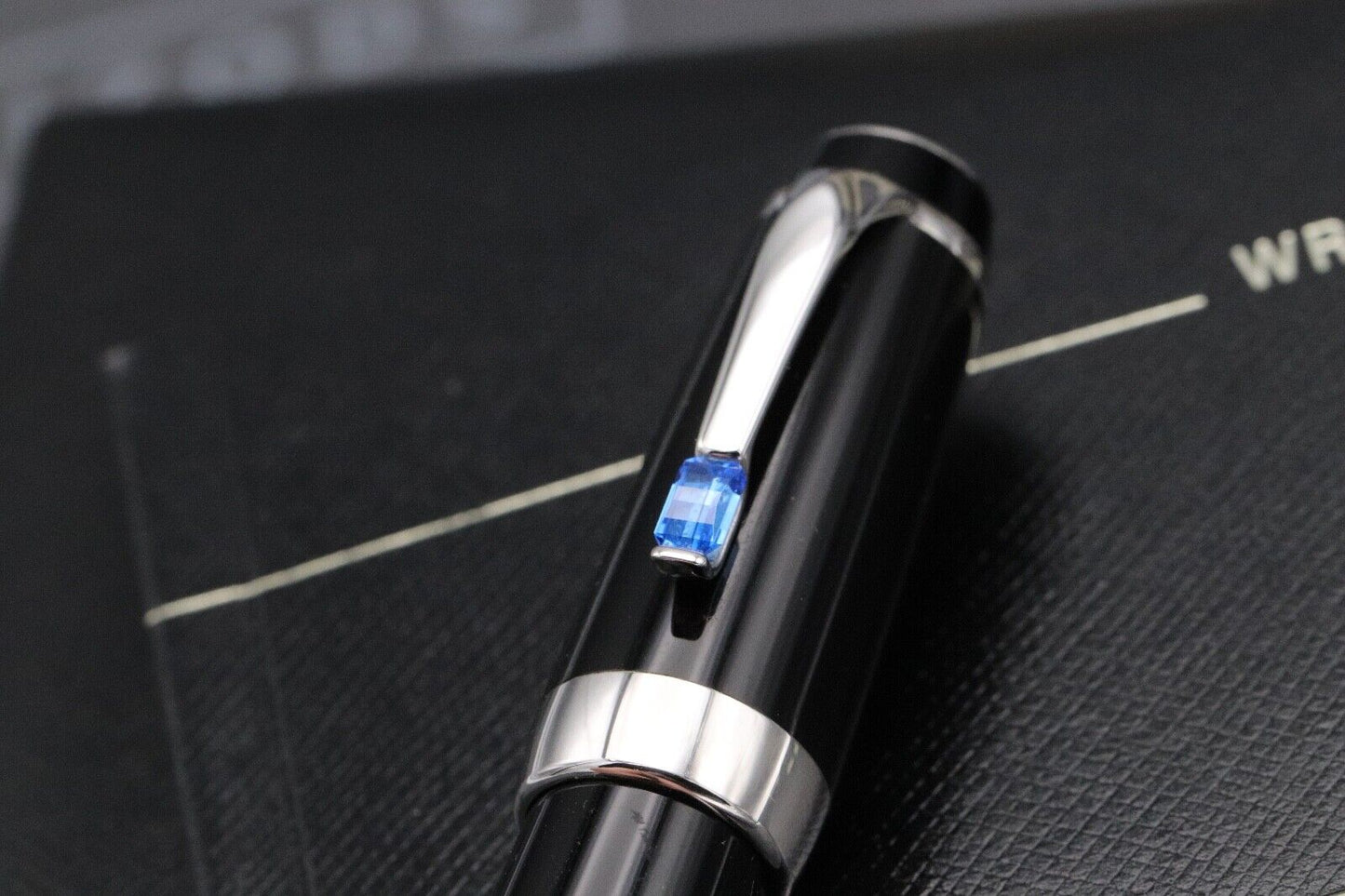 Montblanc Boheme Bleu Fountain Pen image 4