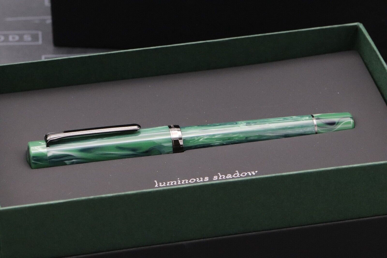 Sailor Luminous Shadow Grove Green Fountain Pen - Medium KOP Nib image 6