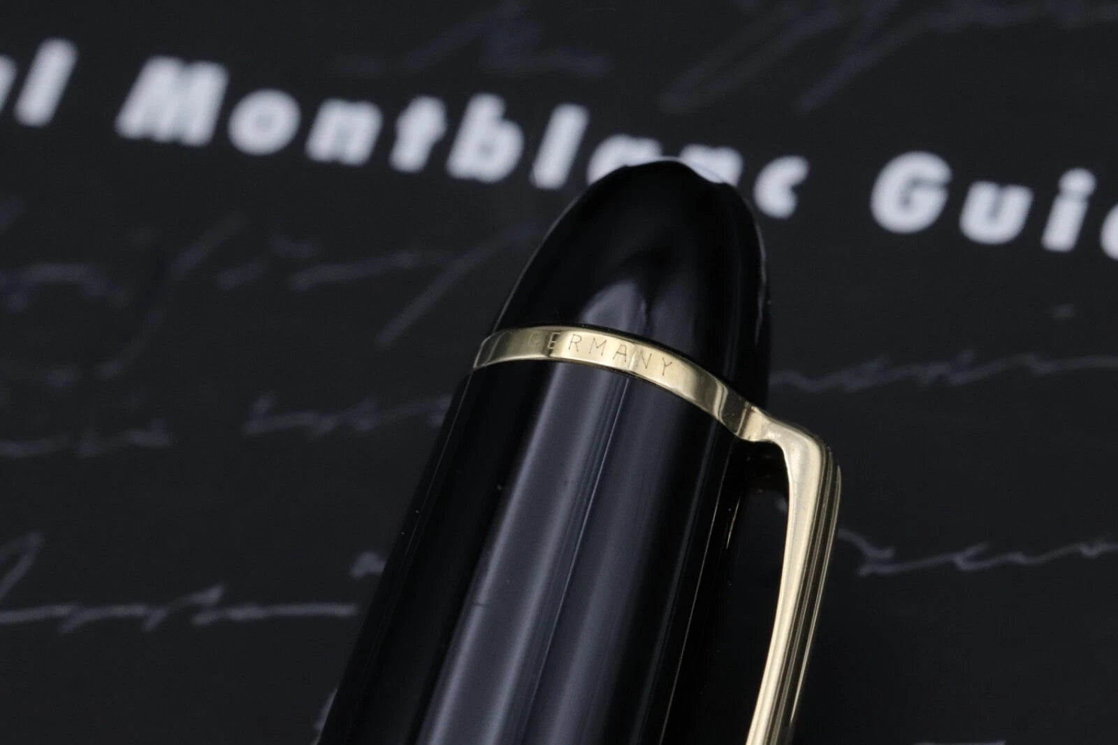 Montblanc Meisterstuck 146 LeGrand Gold-Coated Fountain Pen image 3