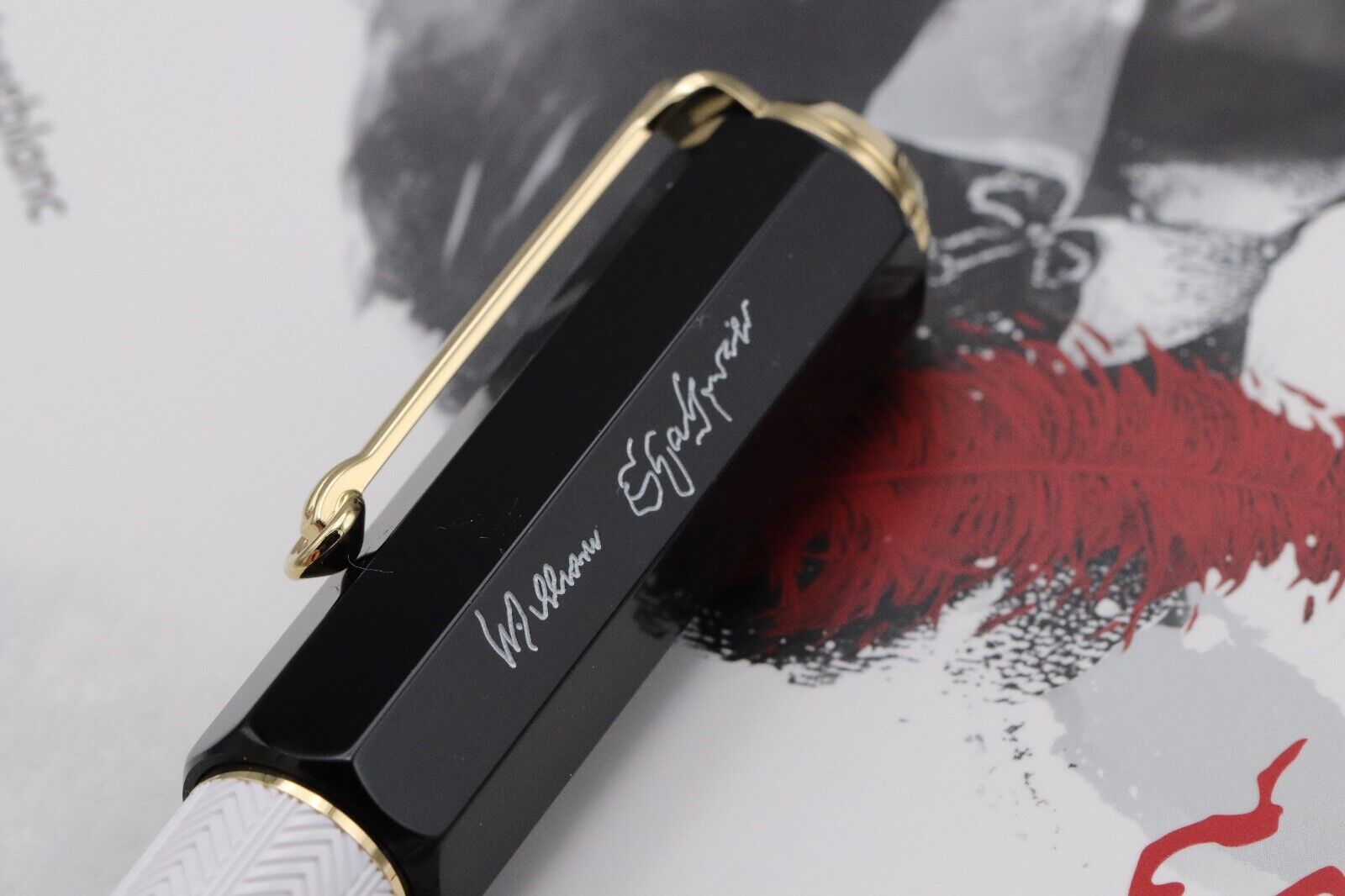 Montblanc Writers Edition William Shakespeare Fountain Pen - UNUSED - Broad Nib image 4