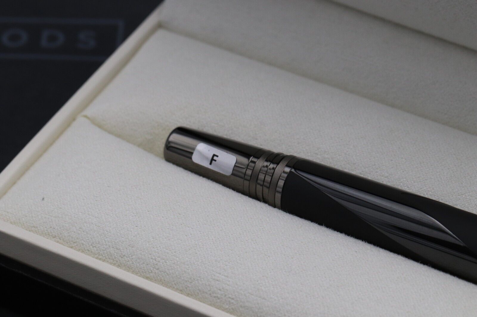Montblanc Starwalker Black Ceramics Fountain Pen - UNUSED image 5