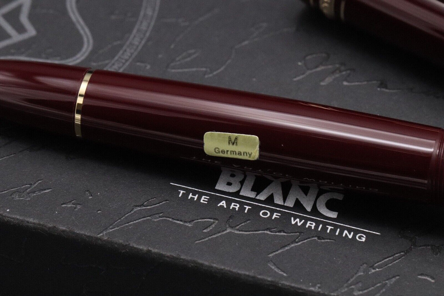 Montblanc Meisterstuck 147 Traveller Bordeaux Fountain Pen - UNUSED image 3