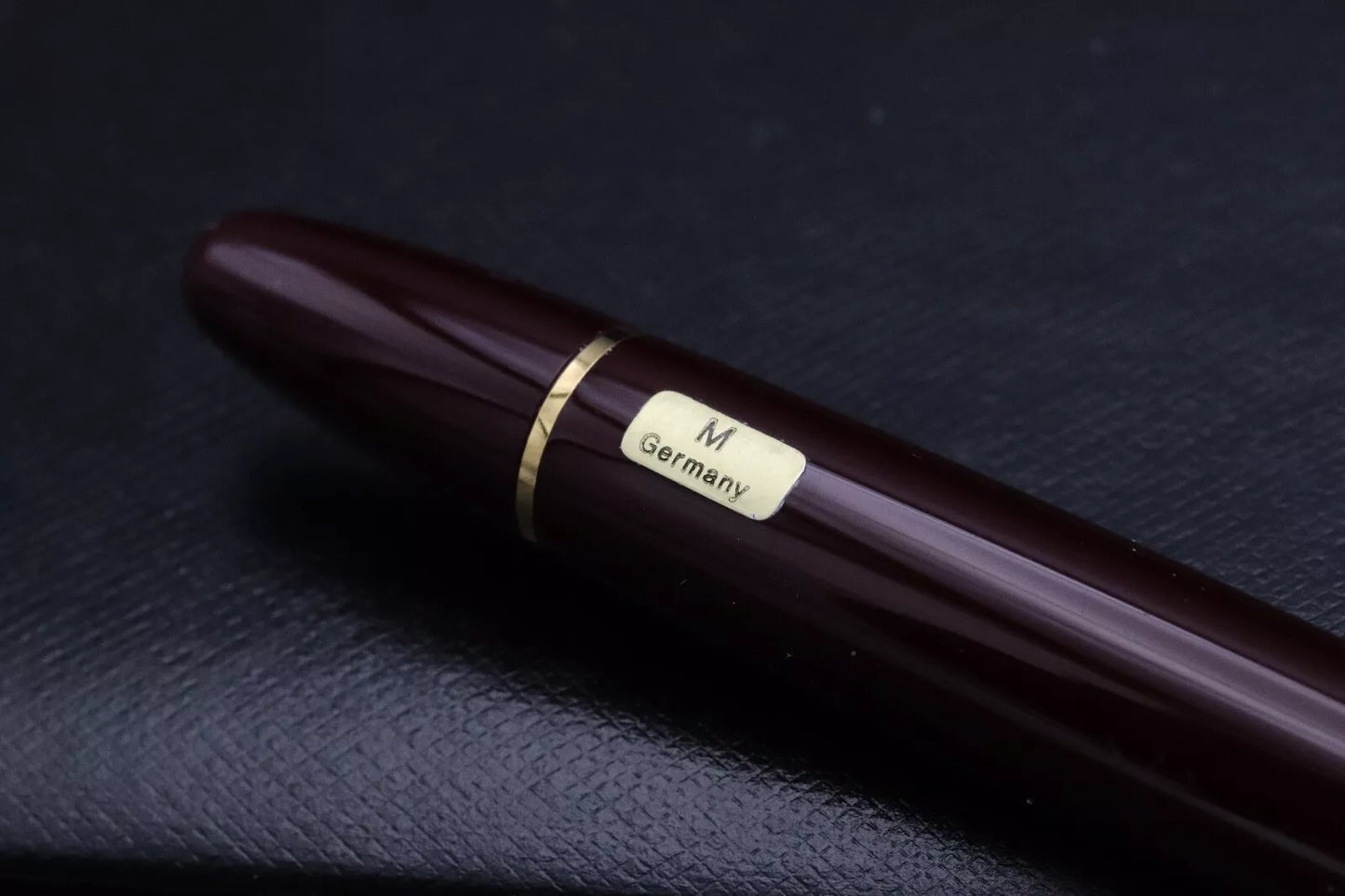 Montblanc Meisterstuck 146 LeGrand Bordeaux Vermeil Fountain Pen - UNUSED image 7