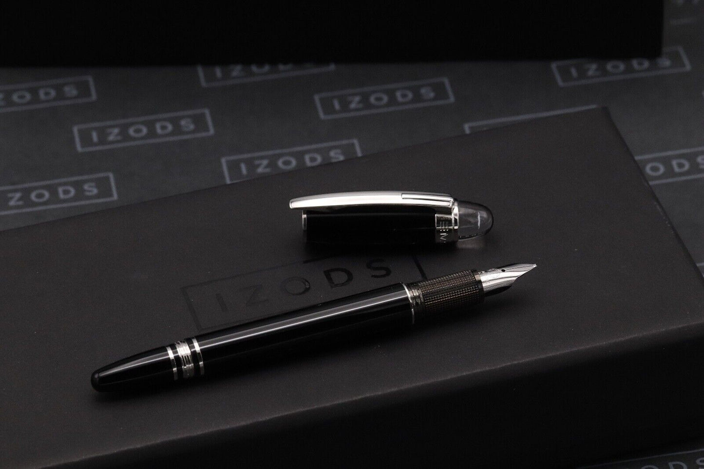 Montblanc Starwalker Platinum Resin Fountain Pen image 1