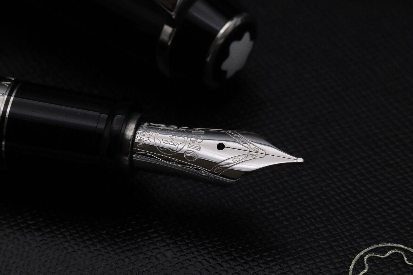 Montblanc Boheme XL Platinum Line No Stone Fountain Pen - Fine Nib image 2