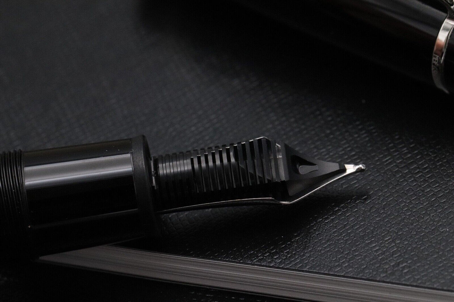 Montblanc Meisterstuck 149 Platinum-Coated Fountain Pen image 3