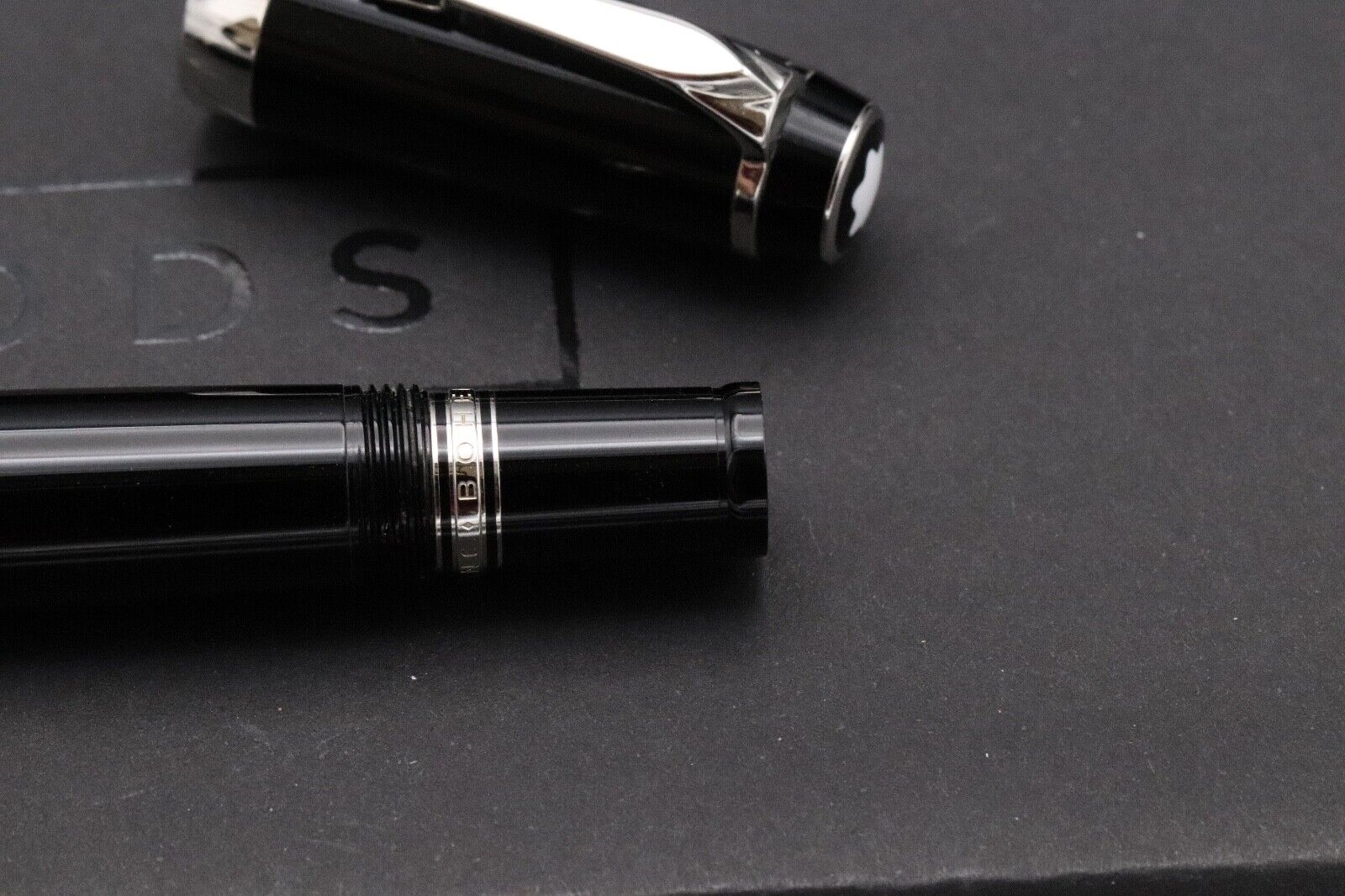 Montblanc Boheme Noir Fountain Pen - OB Nib image 3