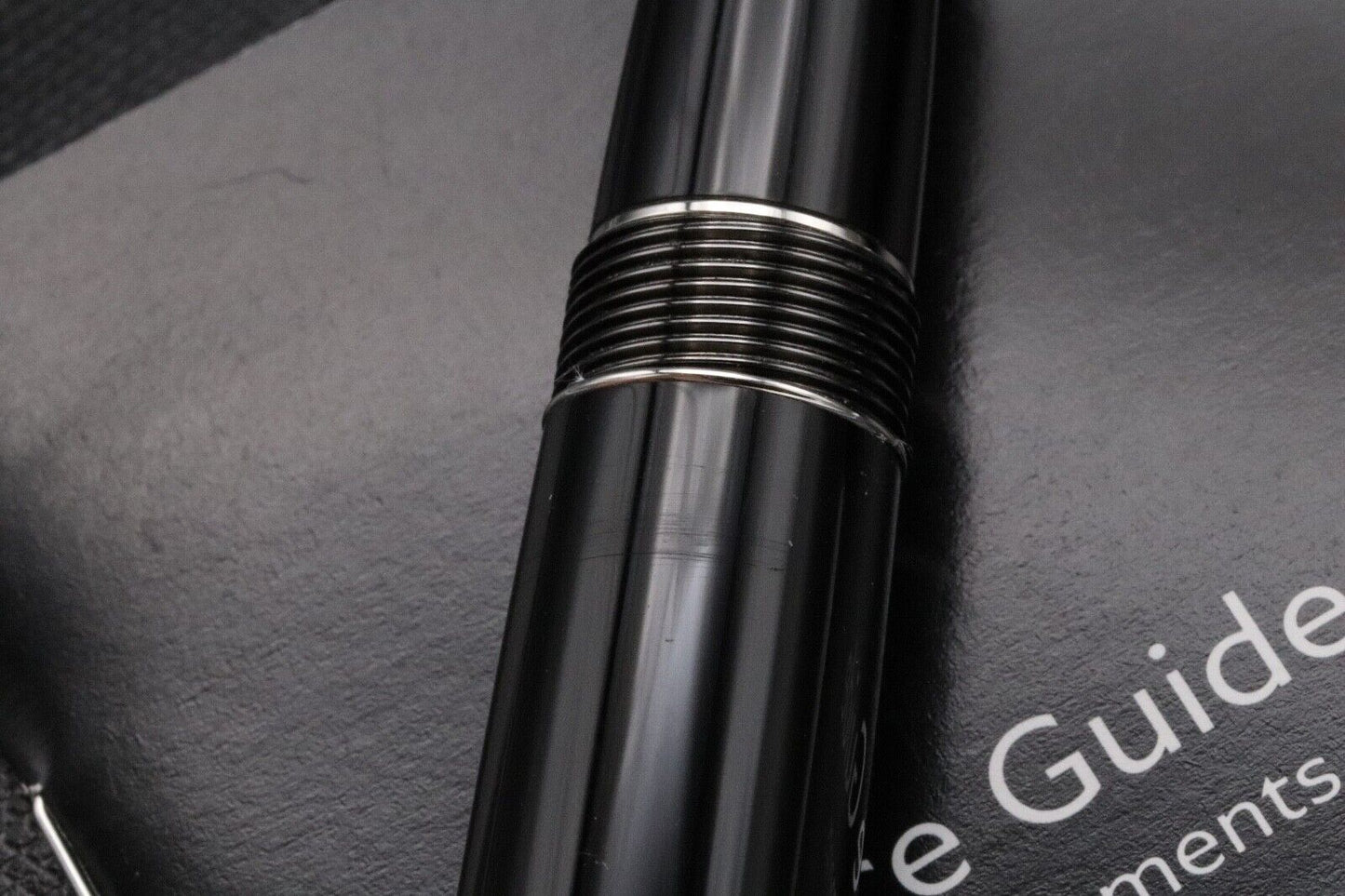 Montblanc Meisterstück 162 LeGrand Platinum Line Rollerball Pen image 2