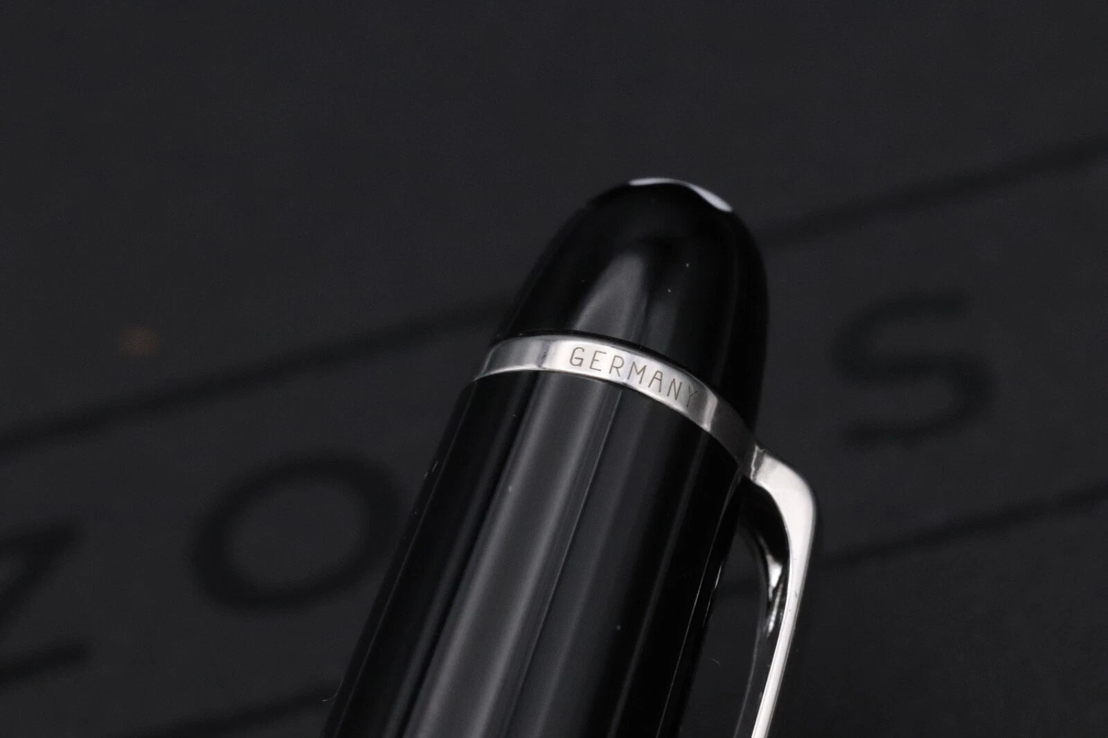 Montblanc Meisterstuck Classique Platinum Coated Fountain Pen - Serviced by MB image 1