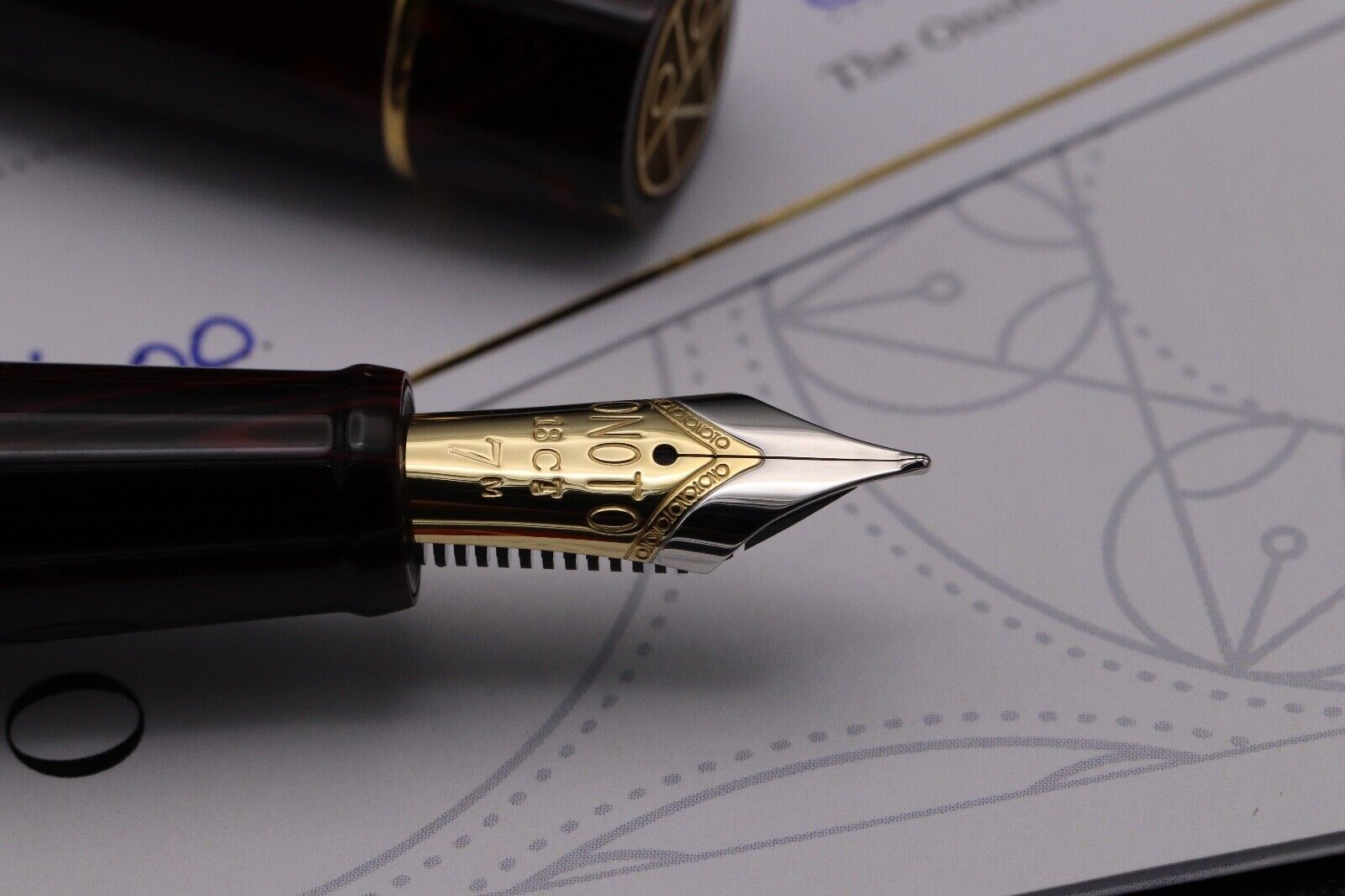 Onoto Magna Claret Prototype Fountain Pen - 18k Medium Nib image 2