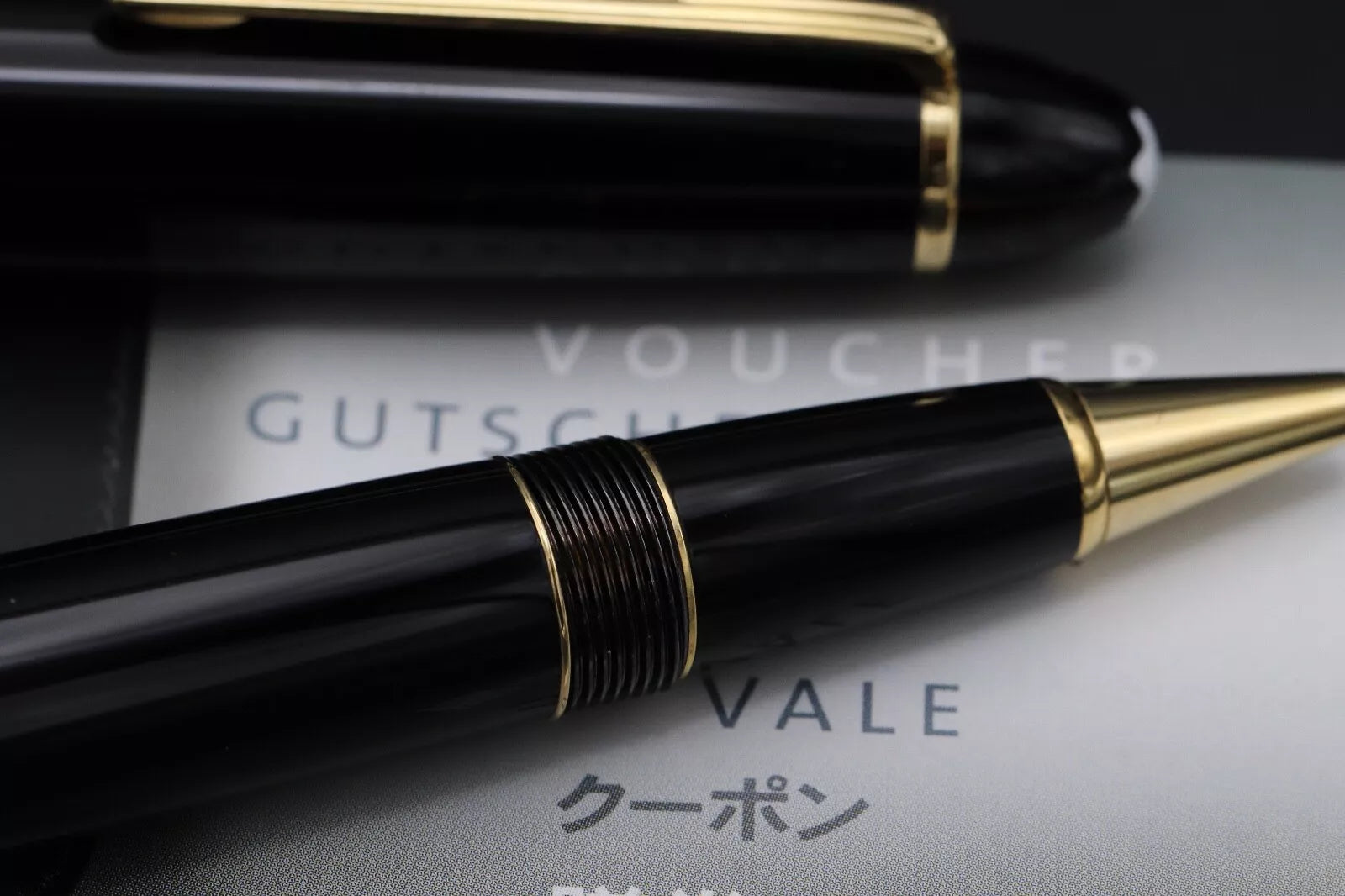 Montblanc Meisterstück 162 LeGrand Gold-Coated Rollerball Pen - UNUSED image 5