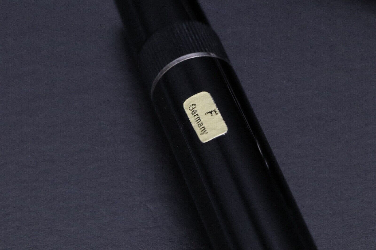 Montblanc Writers Edition Agatha Christie Fountain Pen - NEVER INKED - Fine Nib image 4