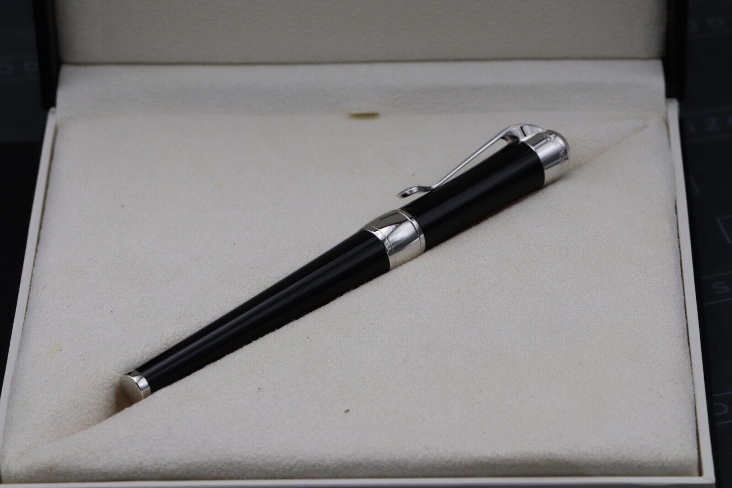 Montblanc Etoile de Montblanc Précieuse Fountain Pen - UNUSED image 9