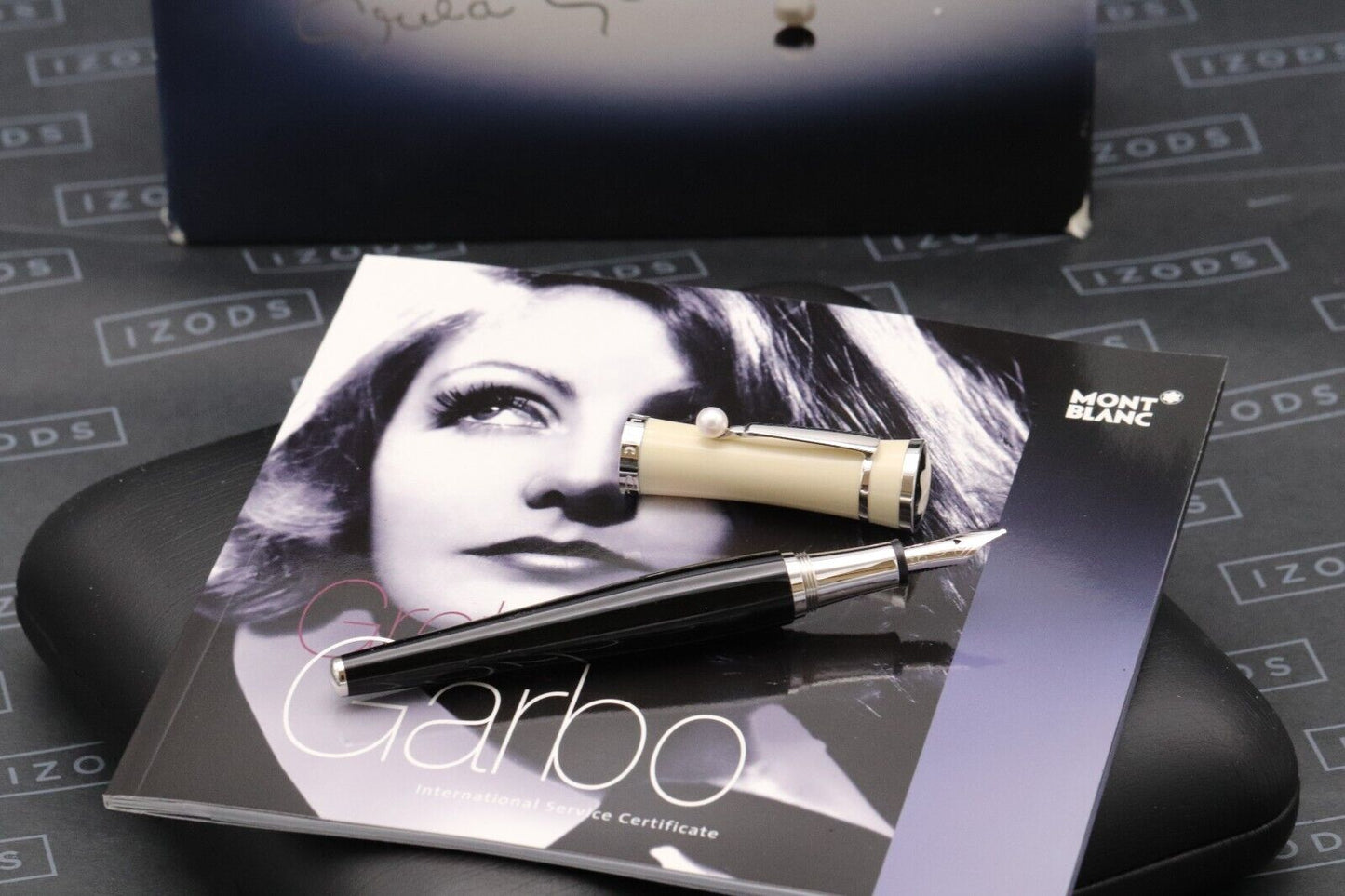 Montblanc Muses Greta Garbo Special Edition Fountain Pen image 0