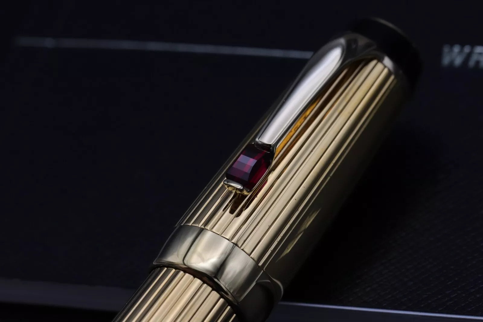 Montblanc Boheme Rouge Gold-Plated Fountain Pen image 5