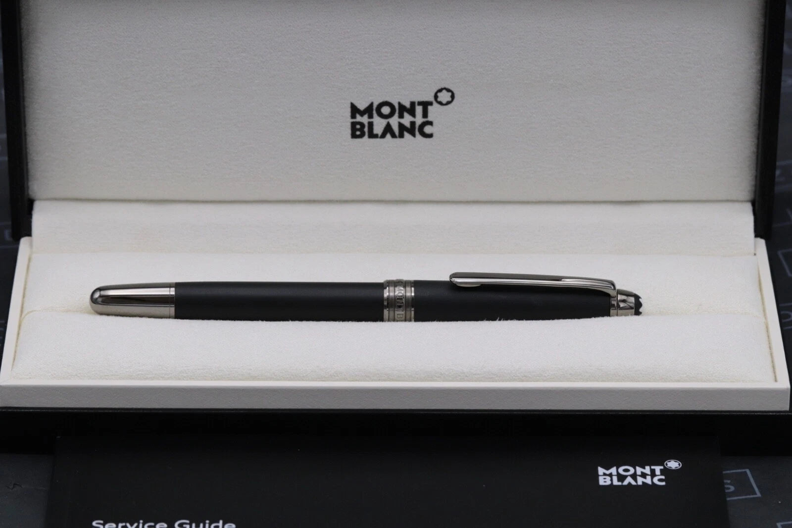 Montblanc Meisterstuck Classique Ultra Black Rollerball / Fineliner Pen image 5