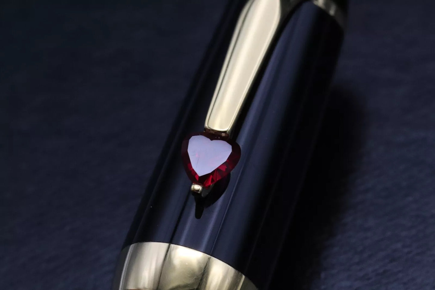Montblanc Boheme Je T'aime Fountain Pen image 5