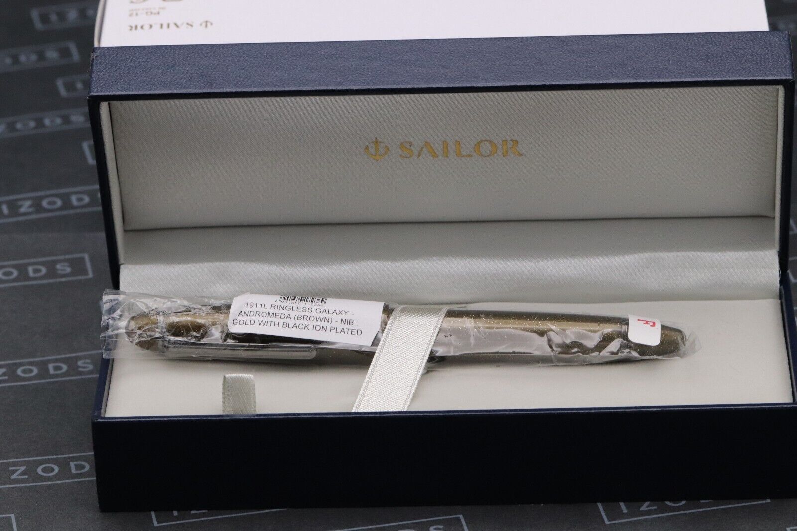 Sailor 1911L Ringless Galaxy Andromeda Fountain Pen - Fine Nib image 5