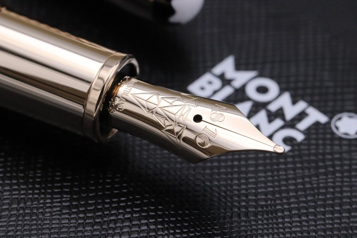 Montblanc Meisterstuck 146 LeGrand Geometry Solitaire Fountain Pen - UNUSED image 2