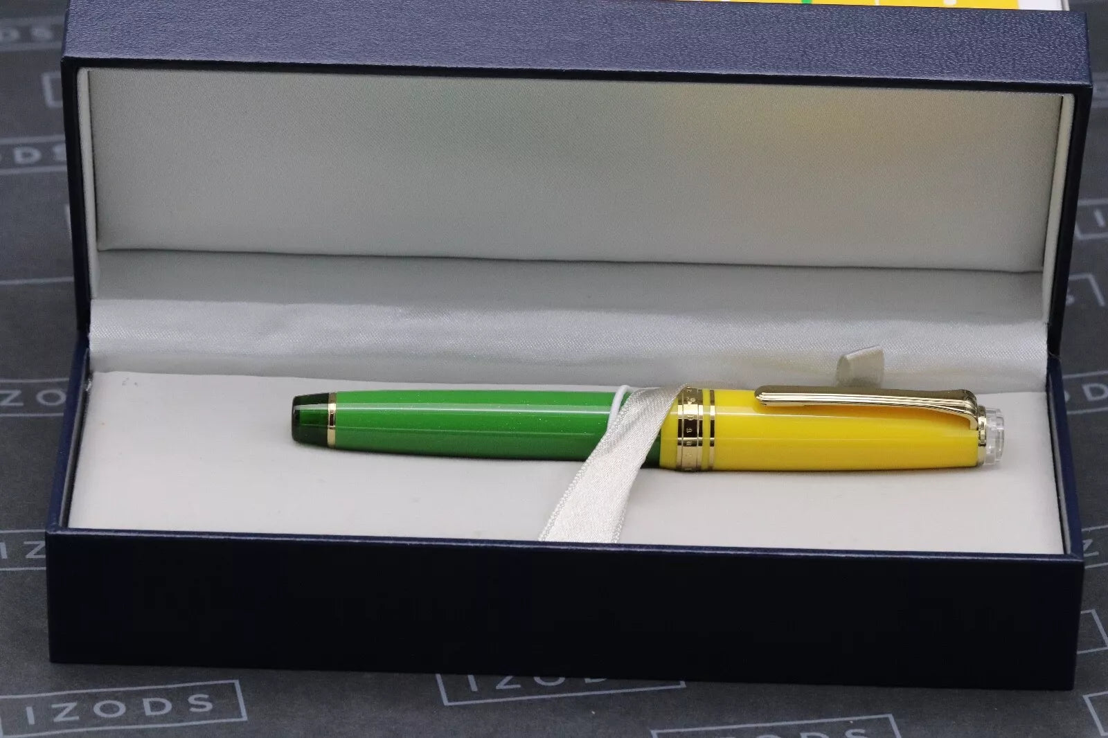 Sailor x Bungubox Pro Gear Slim Dandelion Limited Edition Fountain Pen image 7