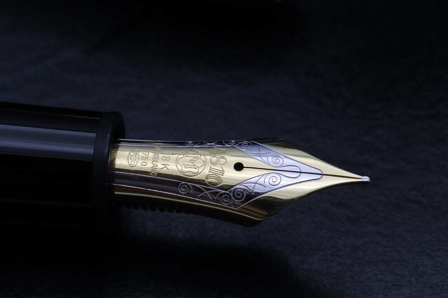 Montblanc Meisterstuck 149 Gold-Coated Fountain Pen image 2