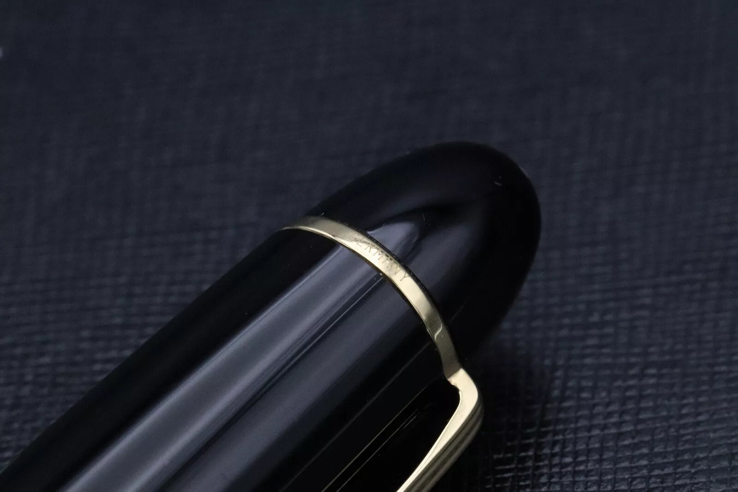 Montblanc Meisterstuck 149 Gold-Coated Fountain Pen image 6