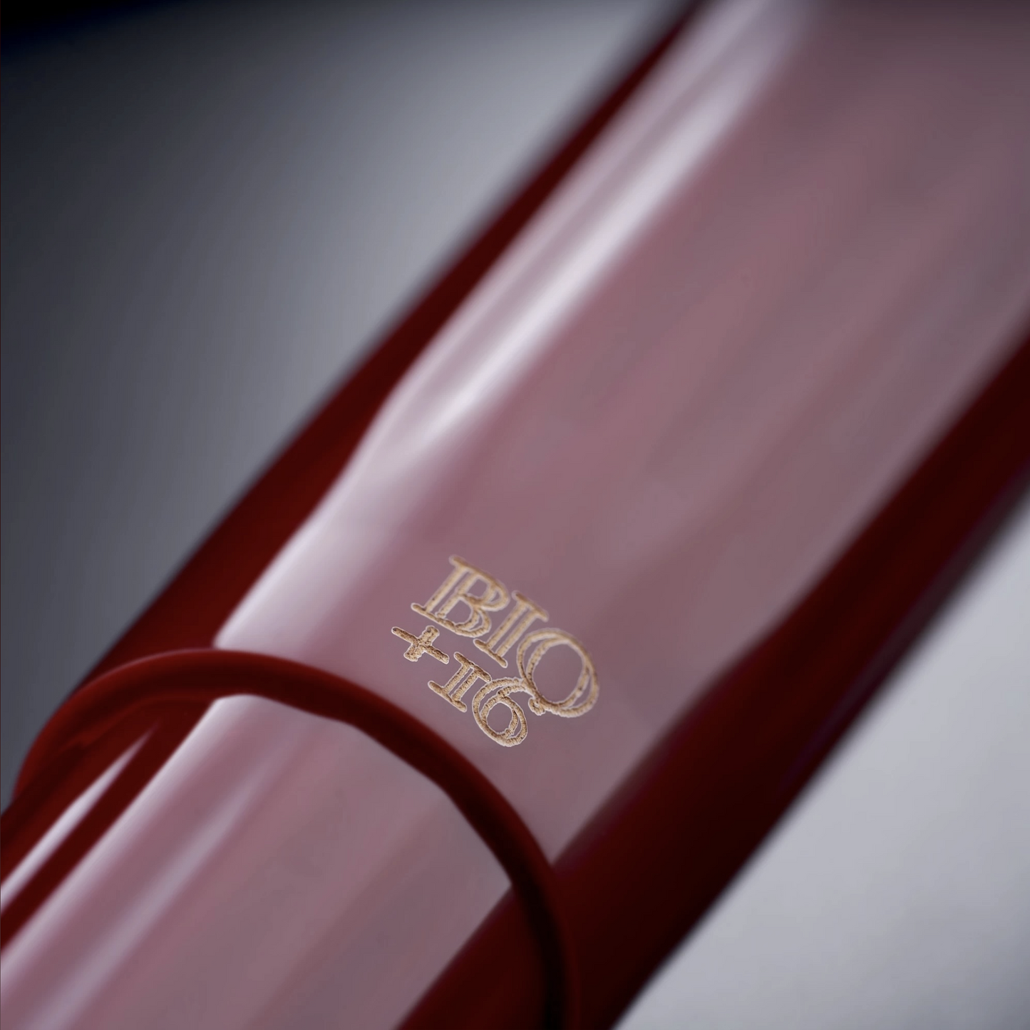 Delta Bio+16 Corallo Fountain Pen image 4