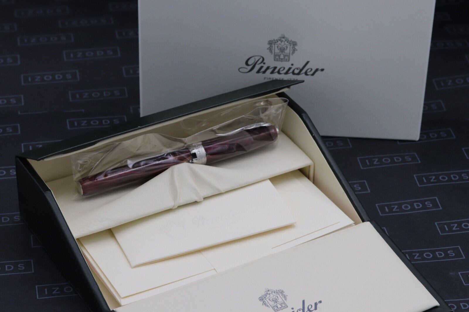 Pineider La Grande Bellezza Gemstones Rodolite Red Fountain Pen - UNUSED image 7