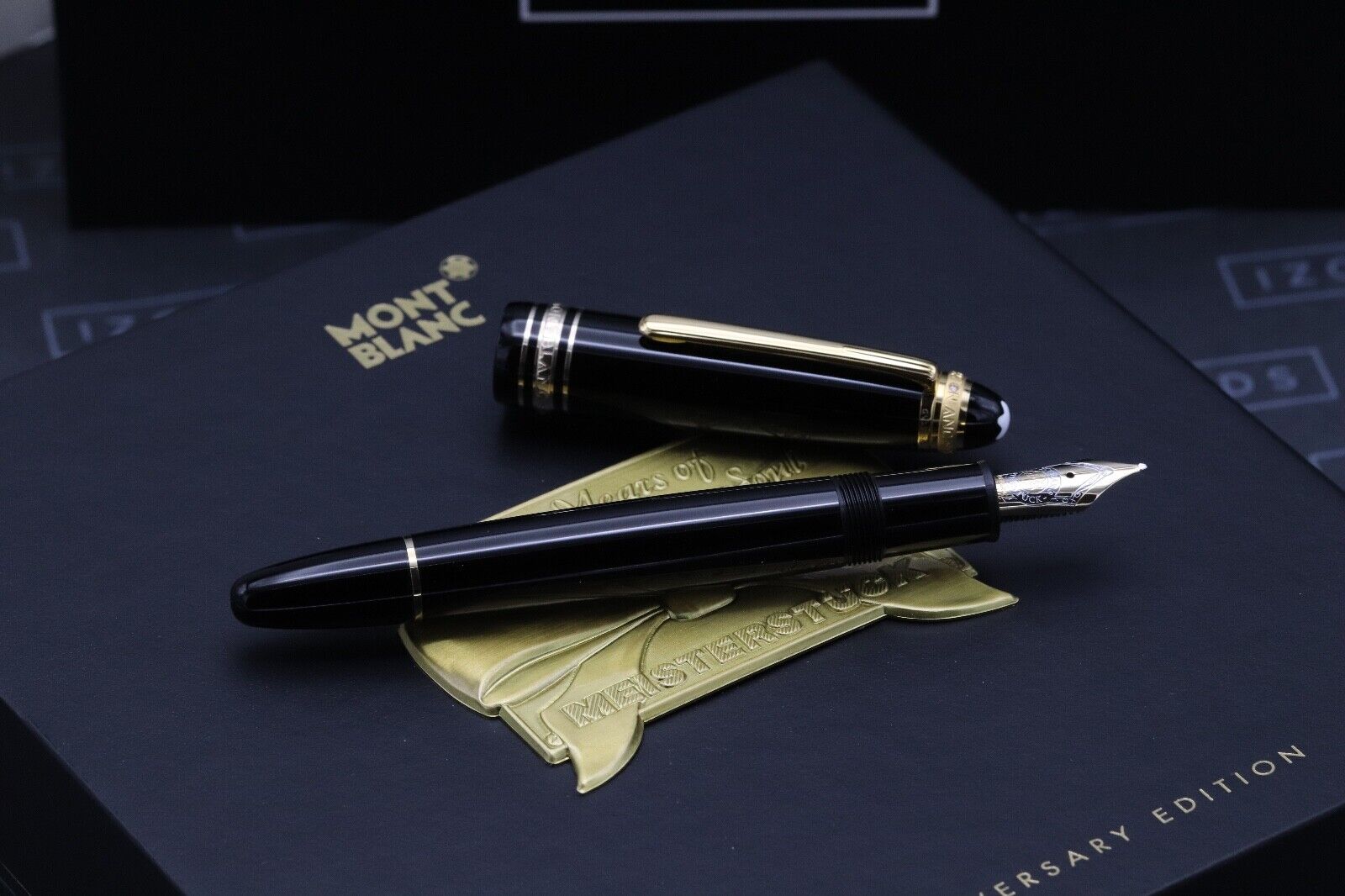 Montblanc Meisterstuck 147 Traveller 75th Anniversary SE Fountain Pen image 1