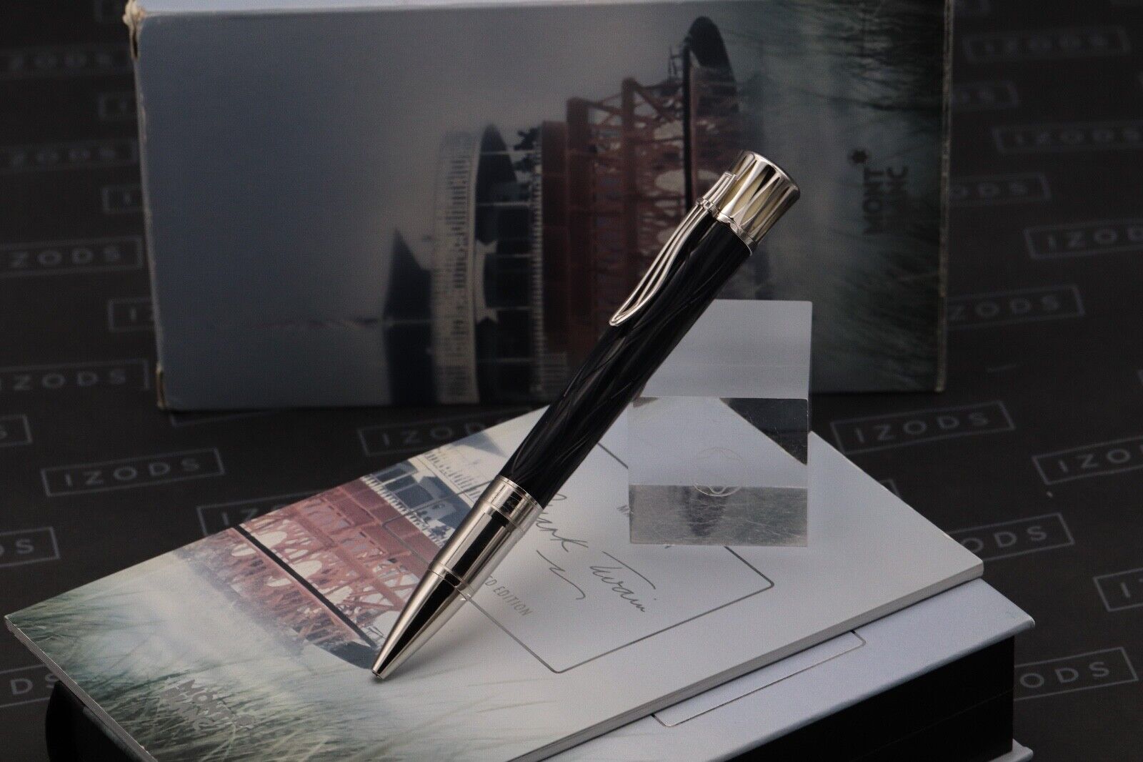 Montblanc Writers Edition Mark Twain Ballpoint Pen image 0