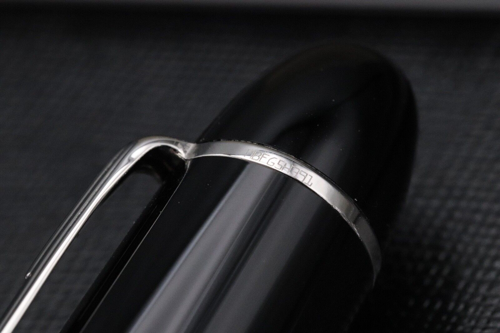 Montblanc Meisterstuck 149 Platinum-Coated Fountain Pen image 5