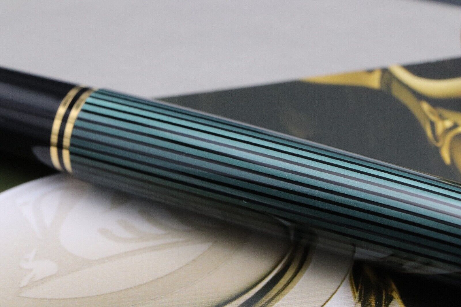 Pelikan Souveran M1000 Green Black Fountain Pen image 3