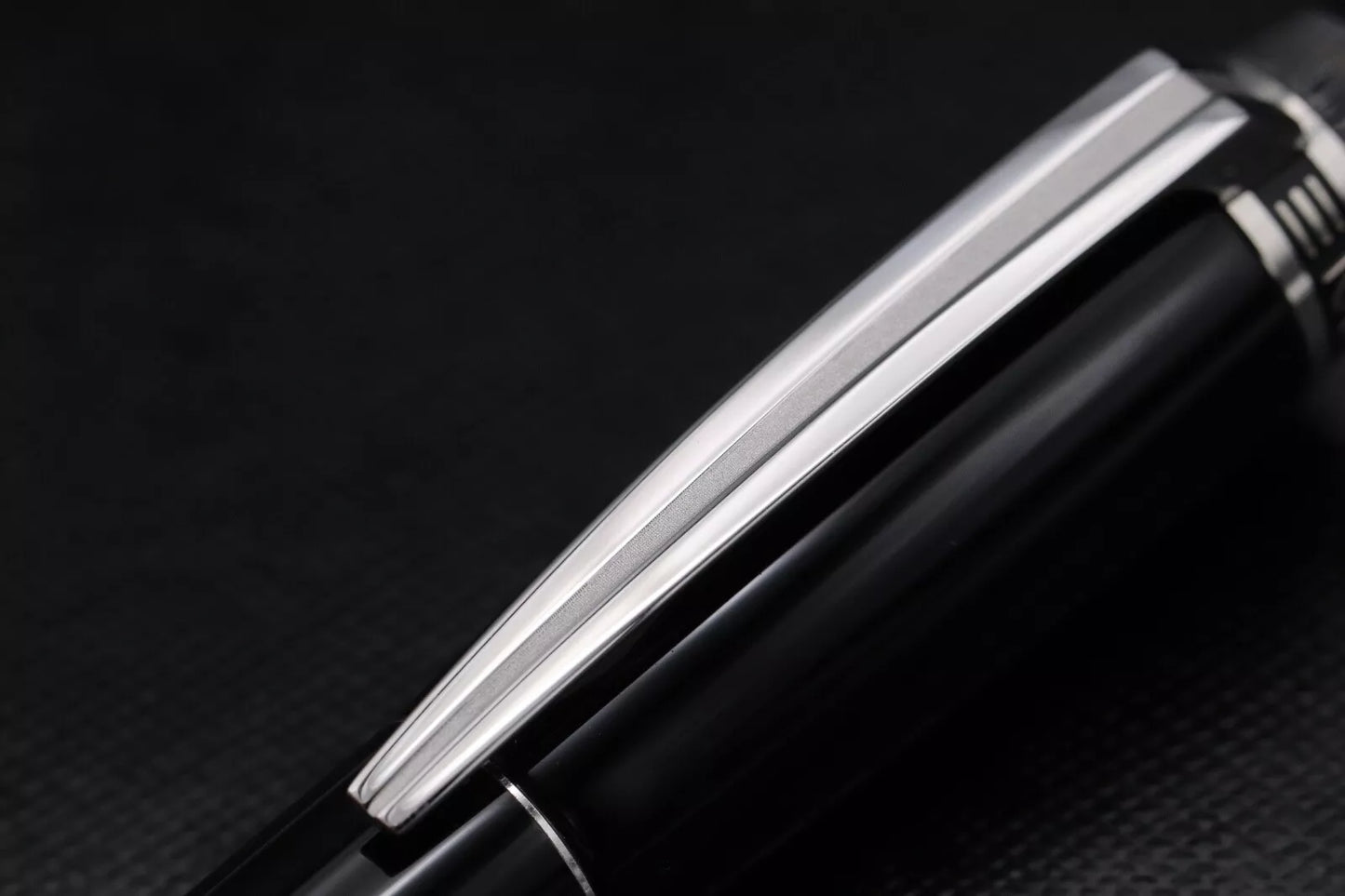 Montblanc Starwalker Urban Spirit Rollerball / Fineliner Pen - UNUSED image 3