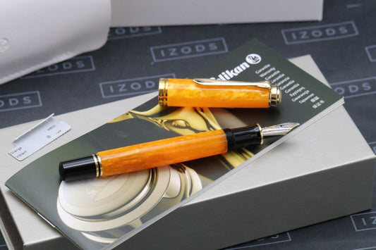 Pelikan Souveran M600 Vibrant Orange Fountain Pen - Broad Nib image 1