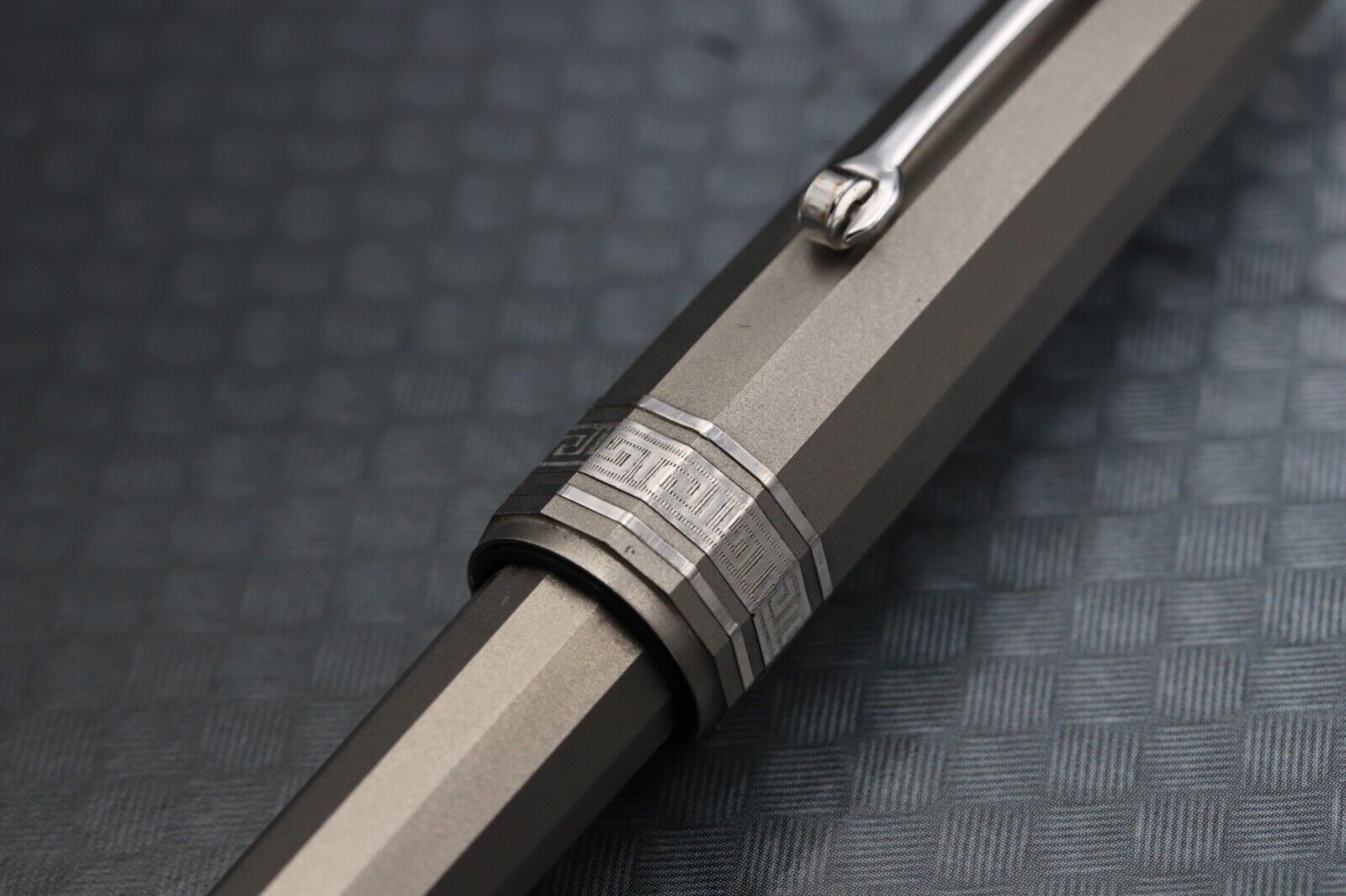 Omas T2 Titanium Ballpoint Pen image 2