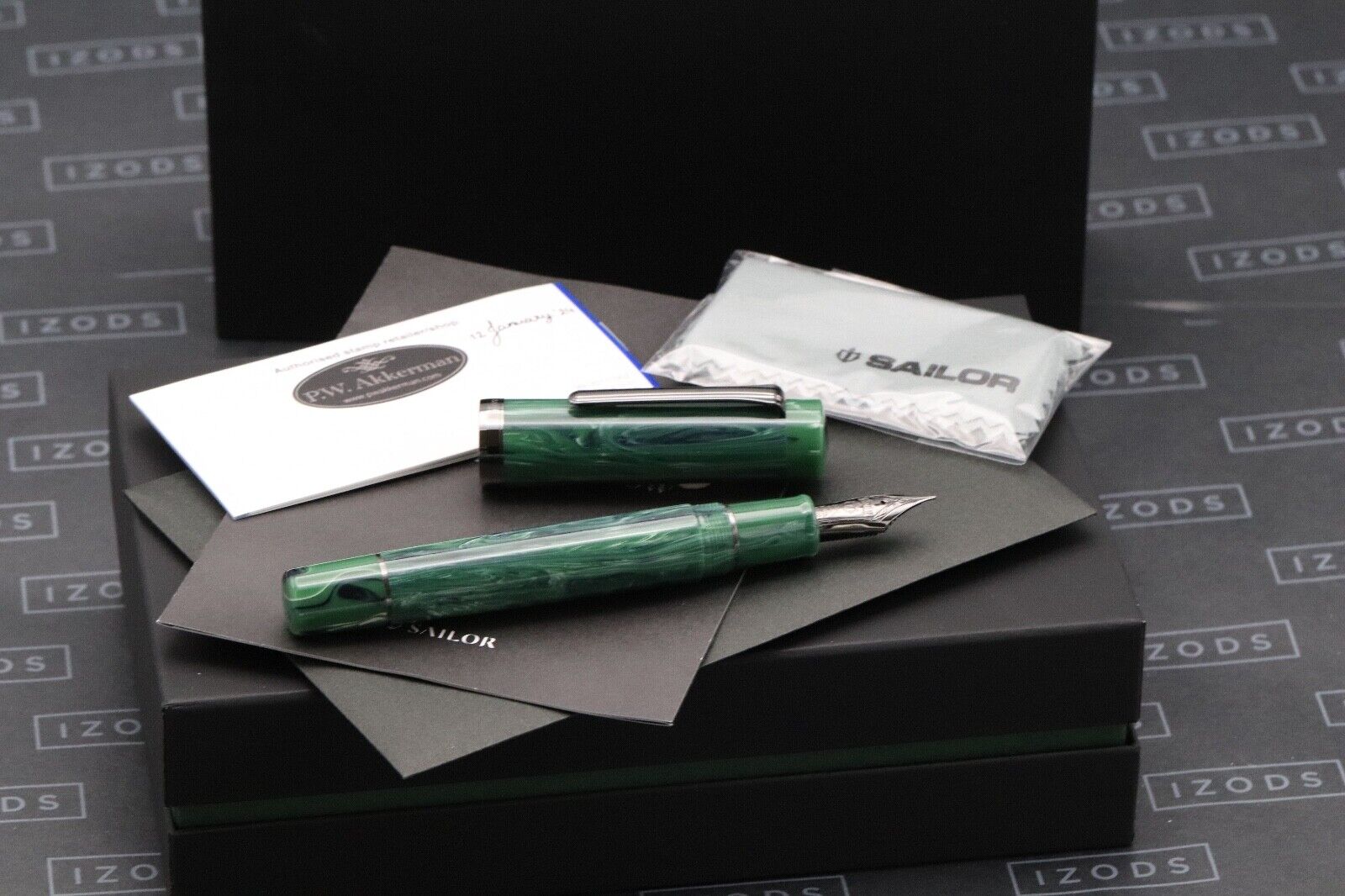 Sailor Luminous Shadow Grove Green Fountain Pen - Medium KOP Nib image 0