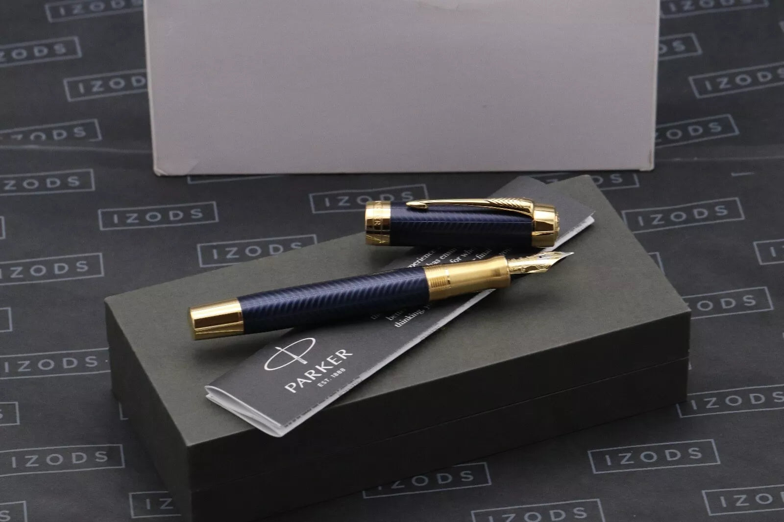 Parker Duofold Centennial Prestige Blue Chevron Fountain Pen - UNUSED image 10