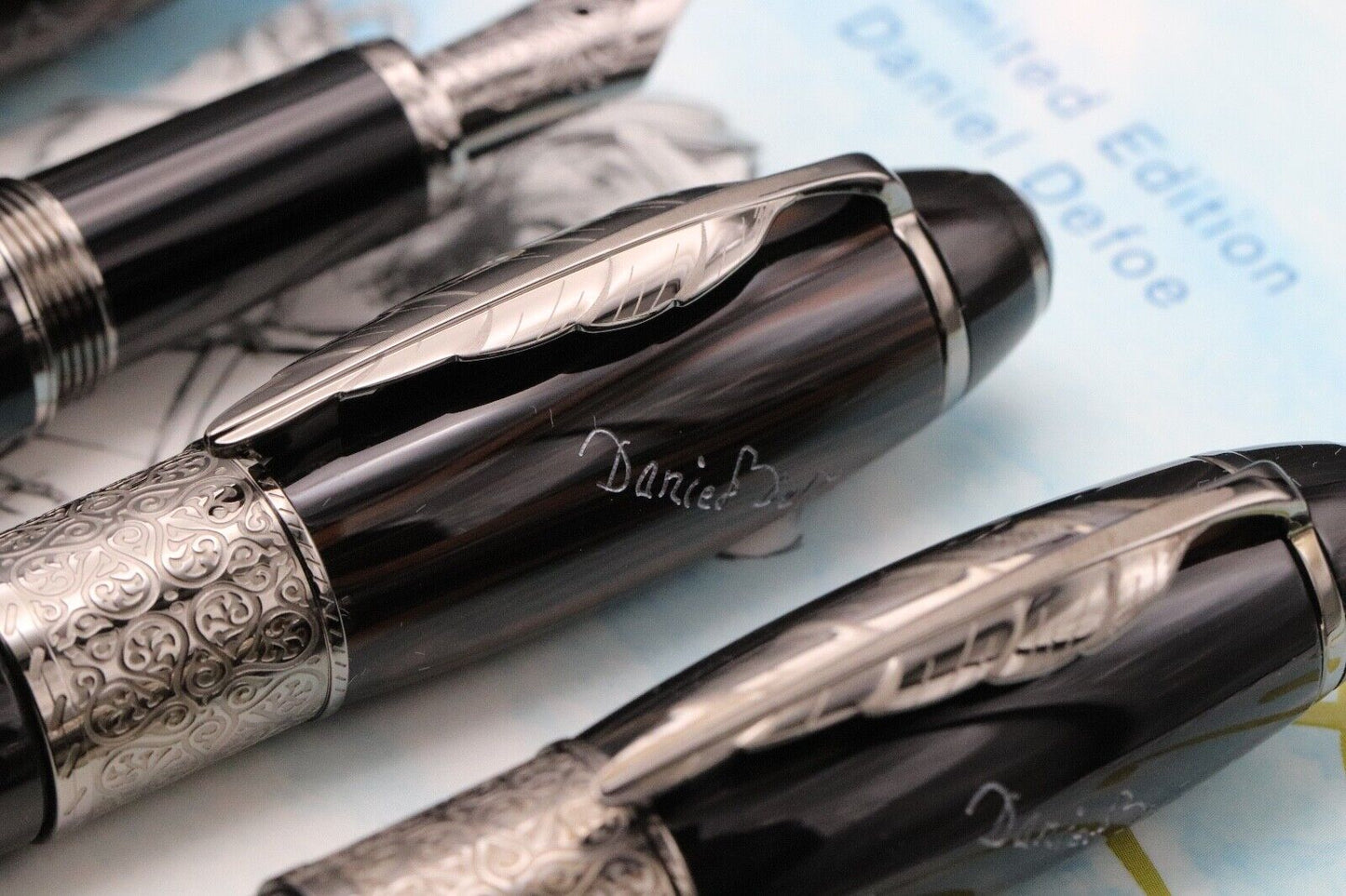 Montblanc Writers Edition Daniel Defoe Set - UNUSED - EF NIB - NUMBER 0006 image 3