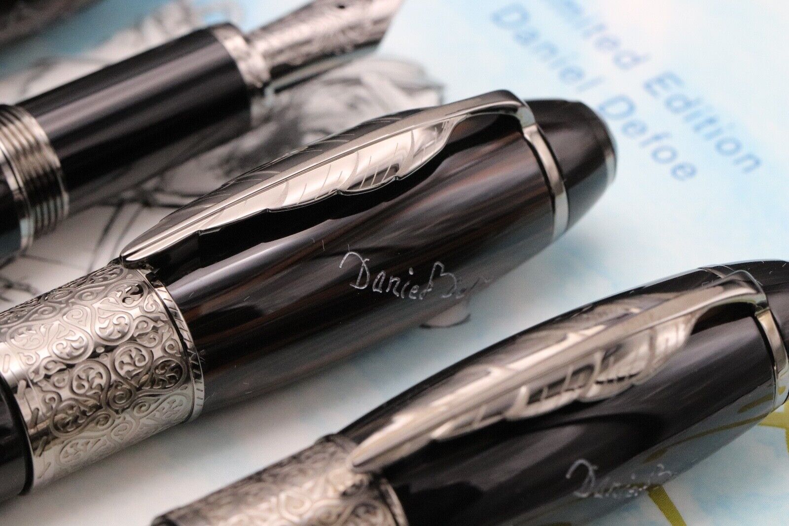 Montblanc Writers Edition Daniel Defoe Set - UNUSED - EF NIB - NUMBER 0006 image 3