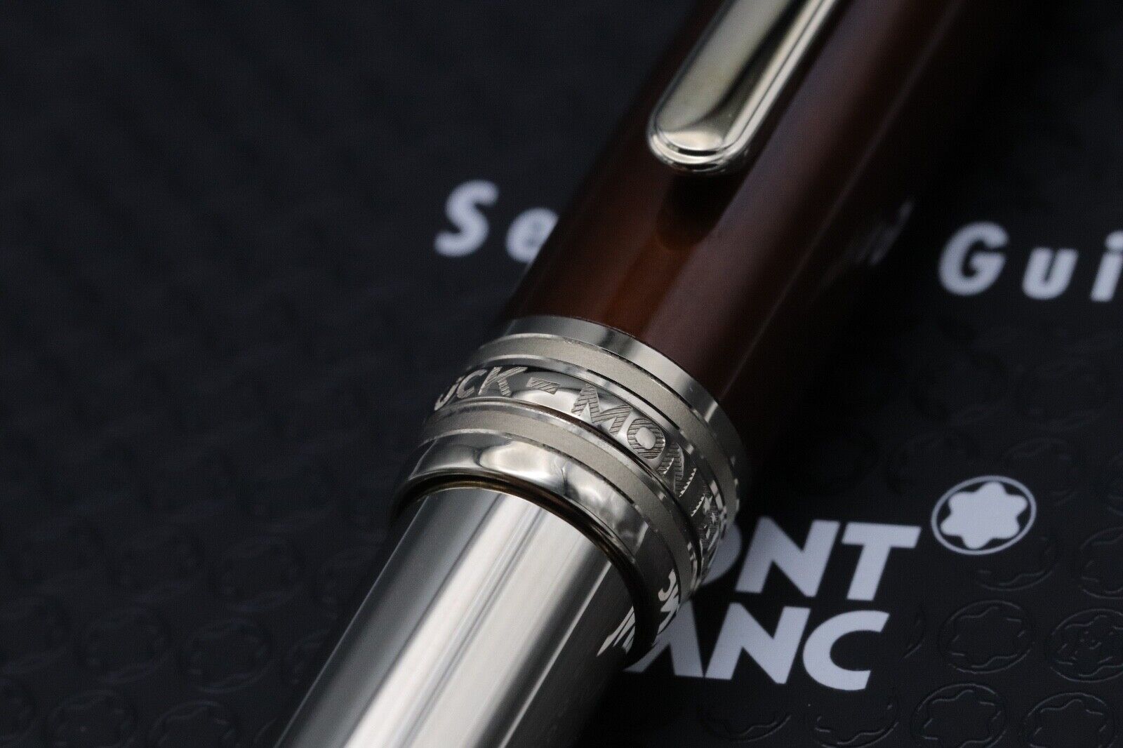 Montblanc Meisterstuck 163 Classique Solitaire Citrine Rollerball Pen image 3