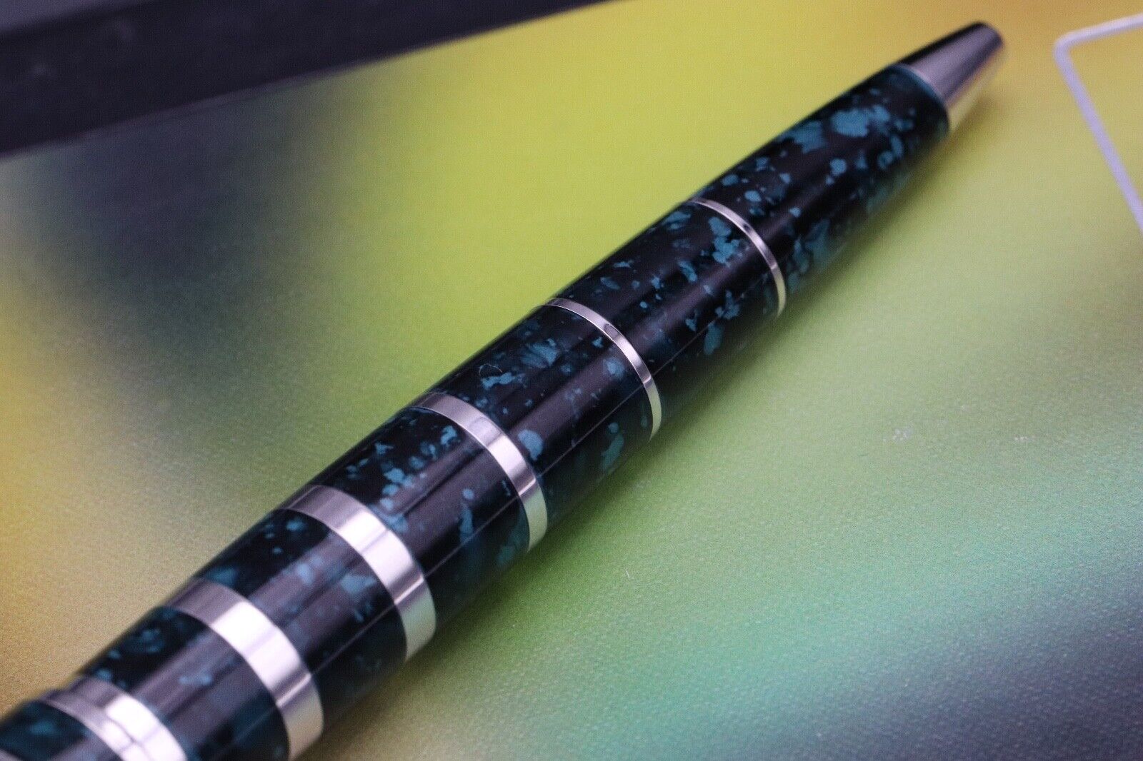 Montblanc Writers Edition George Bernard Shaw Ballpoint Pen image 4